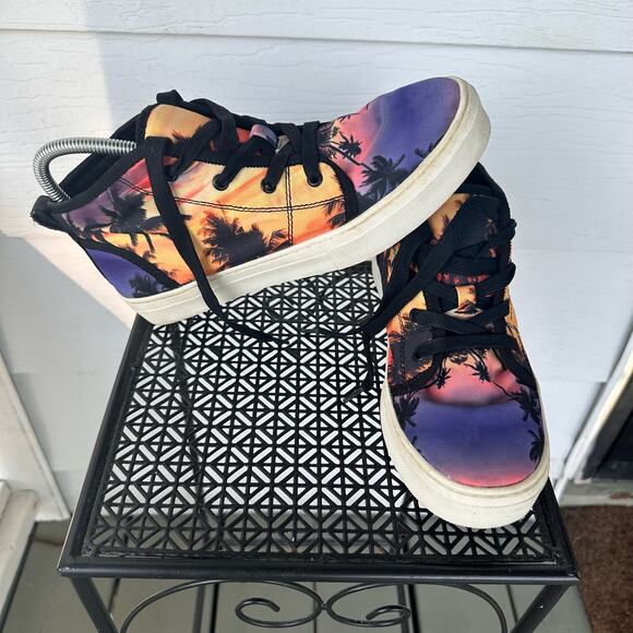 Aldo Tropical Print Sneaker Women’s Size‎ 9 Palm Trees Purple and Orange - Picture 1 of 11